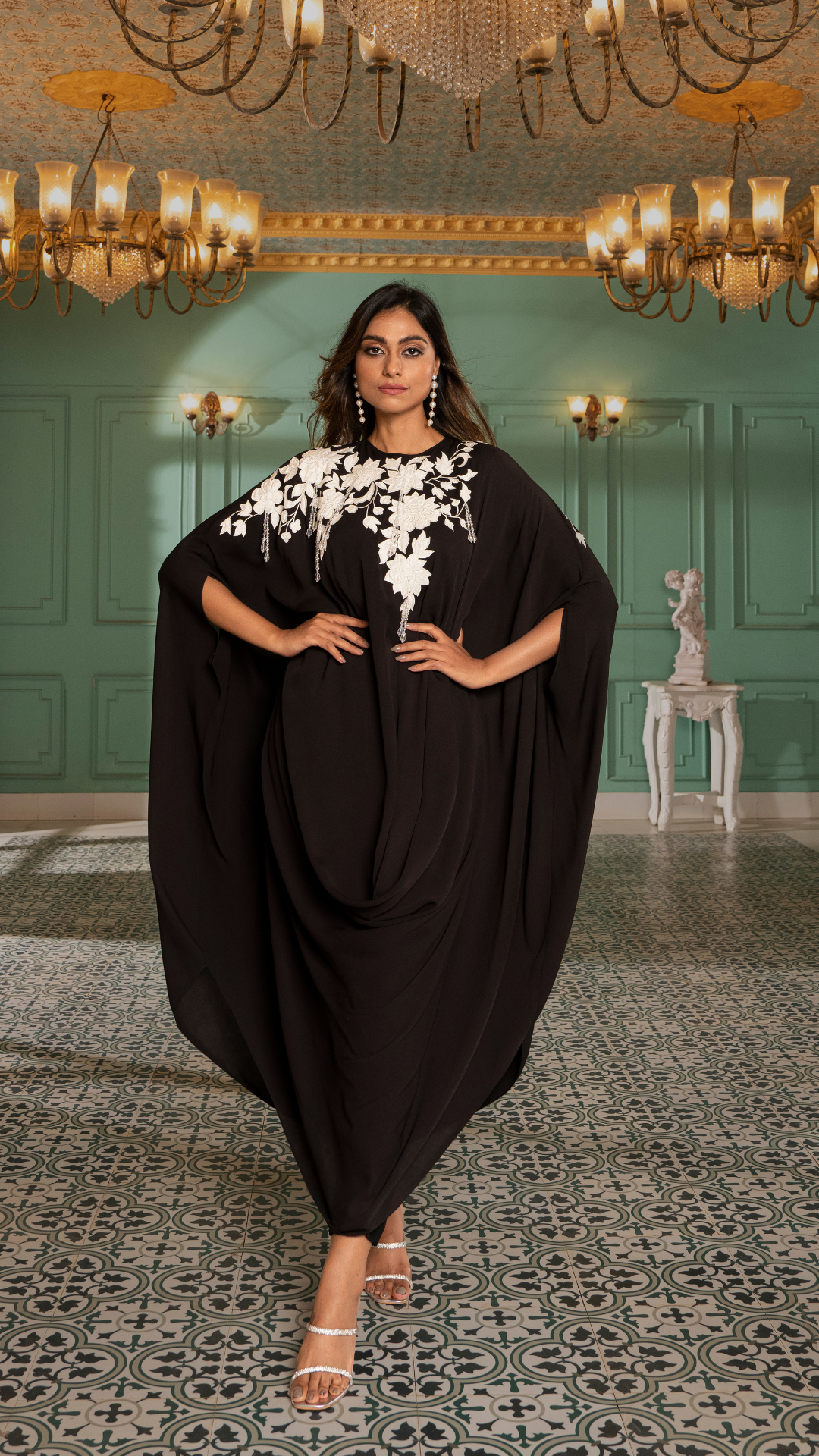 ZAHRA-BLACK